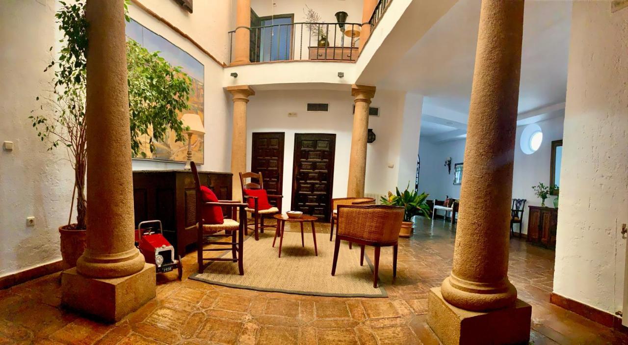 Un Autentico Oasis Rodeado De Historia Ronda Exterior photo
