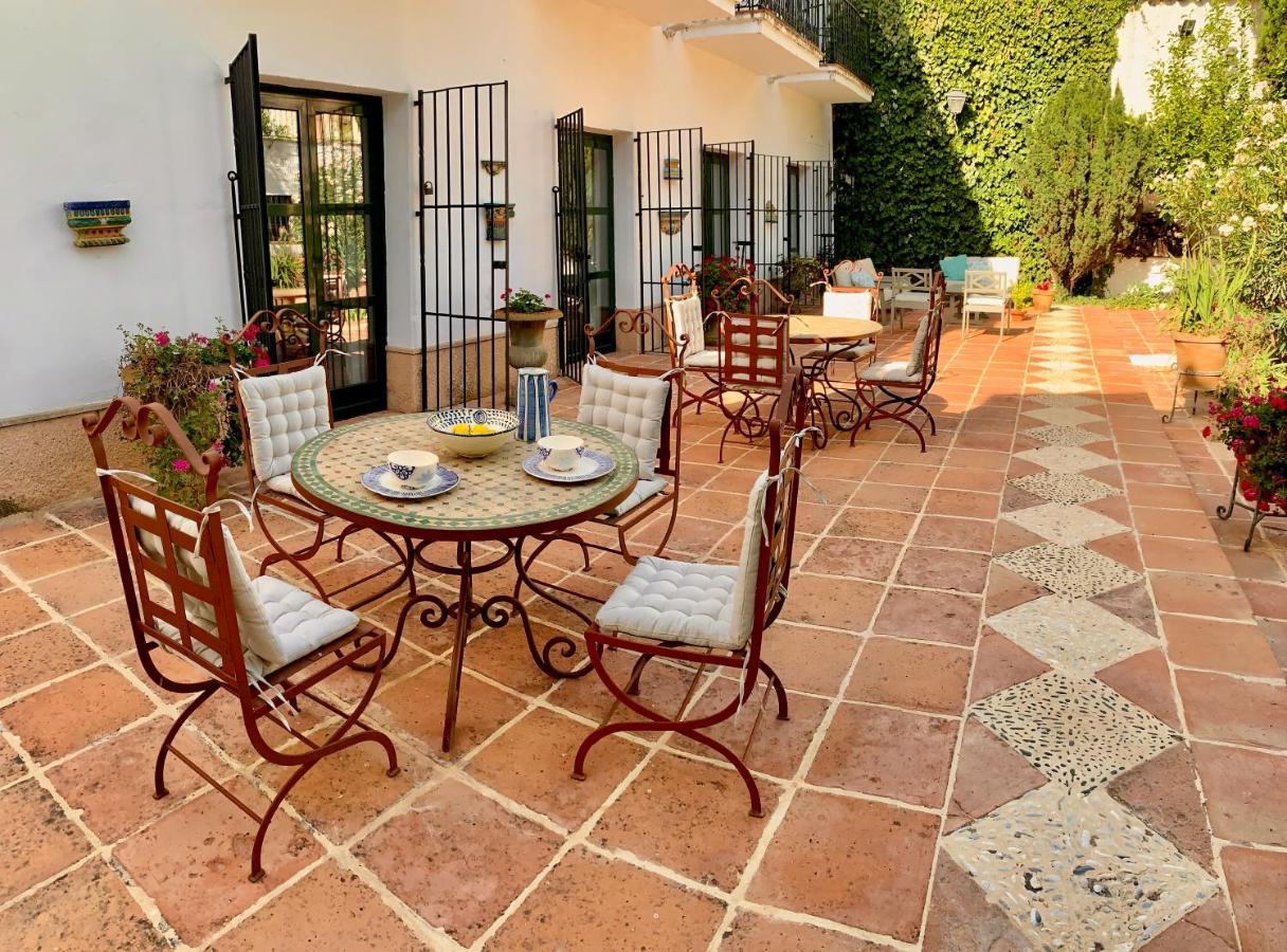 Un Autentico Oasis Rodeado De Historia Ronda Exterior photo